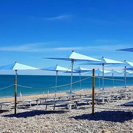 Residence Lido Dei Pini Mattinata Ngoại thất bức ảnh