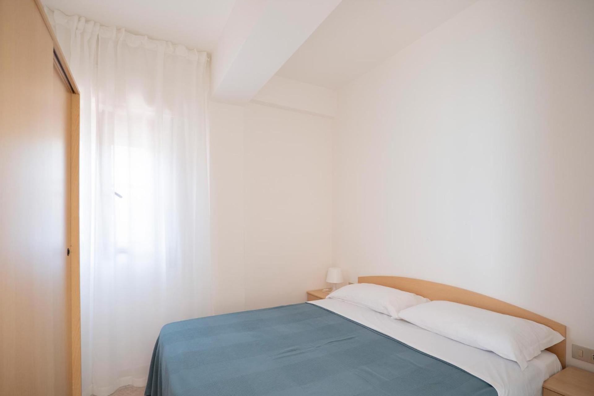 Residence Lido Dei Pini Mattinata Ngoại thất bức ảnh